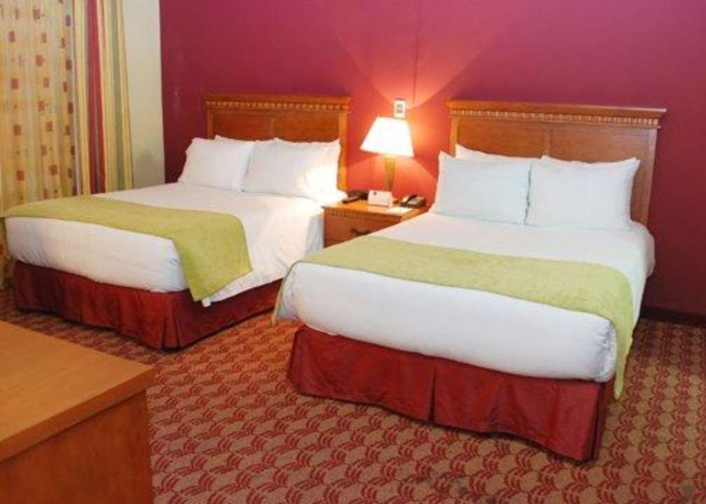 Suites Las Palmas, Hotel & Apartments. San Salvador Room photo